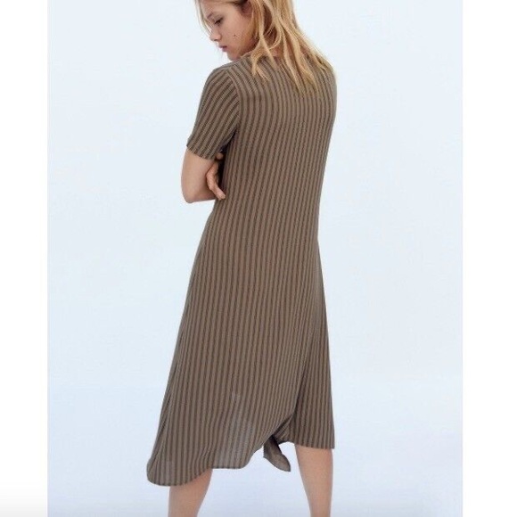 Zara 90’s Inspired Ruffled Ruched V-Neck Midi Brown Dress - Picture 7 of 11